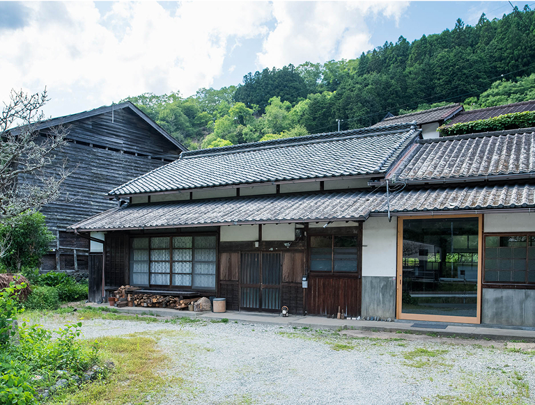 スタジオ エントランス